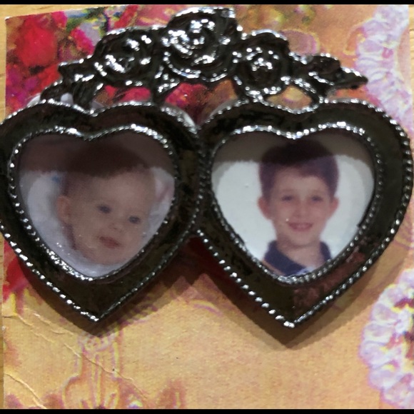 Jewelry - Double Heart Metal  Photo Brooch Pin
